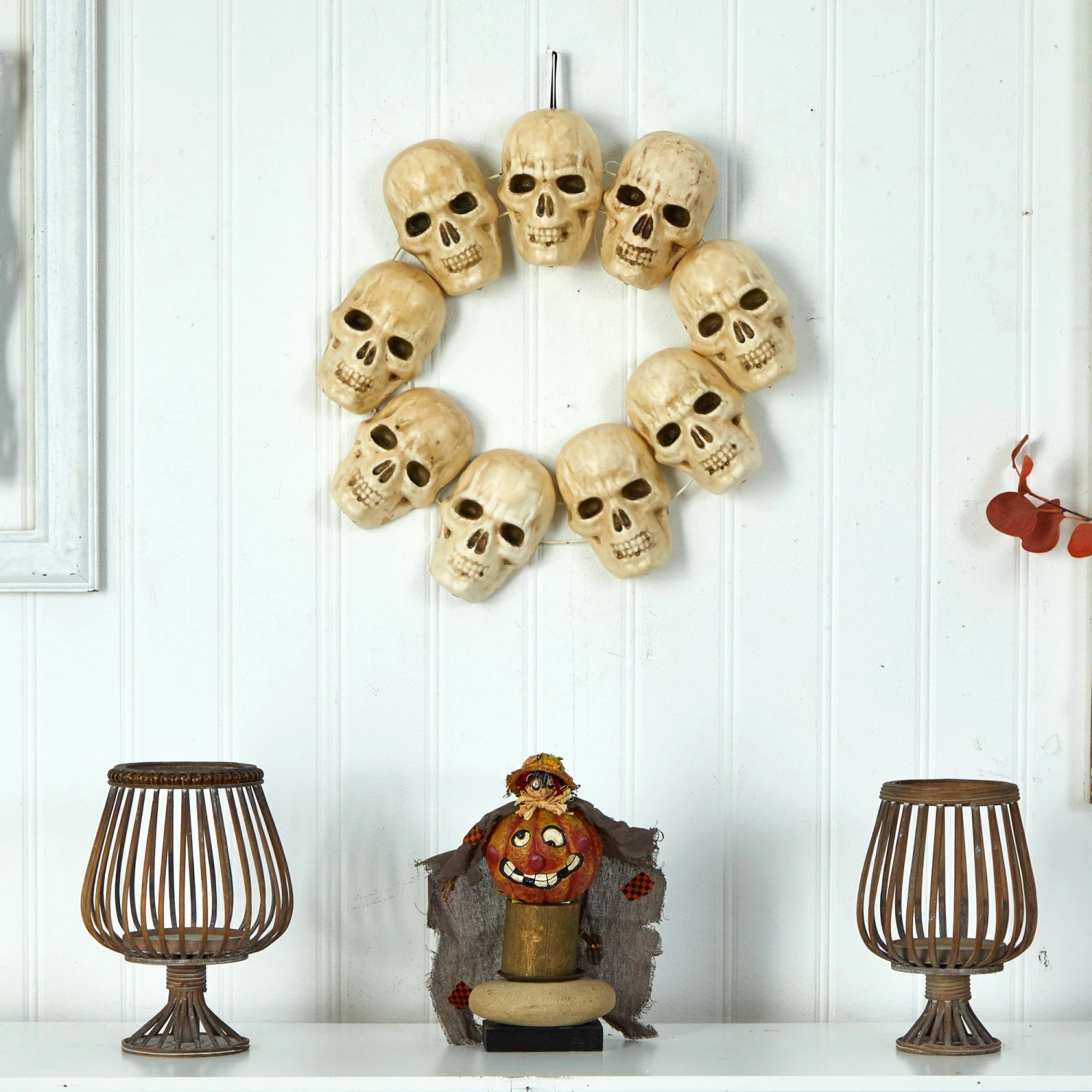 20” Halloween Skull Wreath With Lighted Eyes 3 20” Halloween Skull Wreath With Lighted Eyes - Image 3