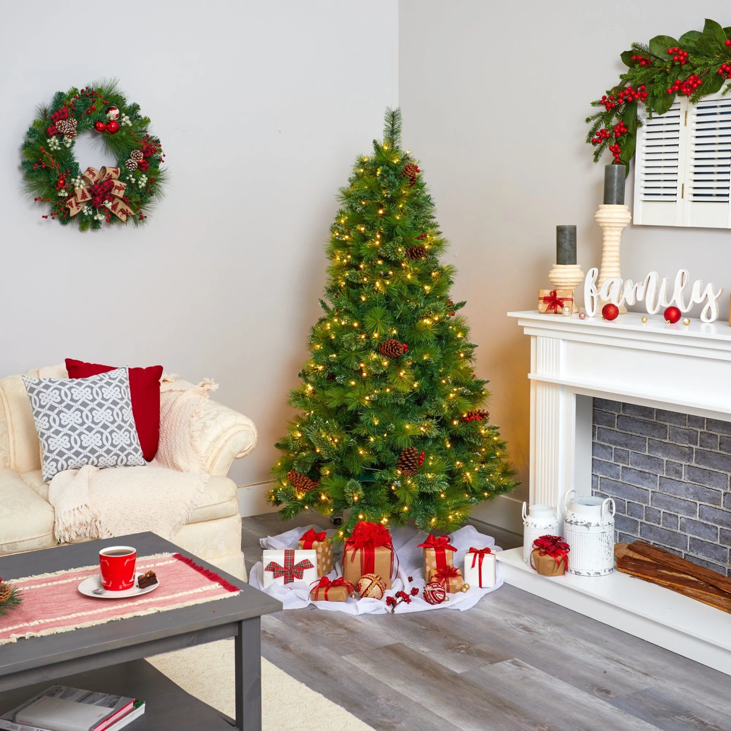 6’ Montana Mixed Pine Artificial Christmas Tree With Pine Cones, Berries And 350 Clear LED Lights 7 6’ Montana Mixed Pine Artificial Christmas Tree With Pine Cones, Berries And 350 Clear LED Lights - Image 7