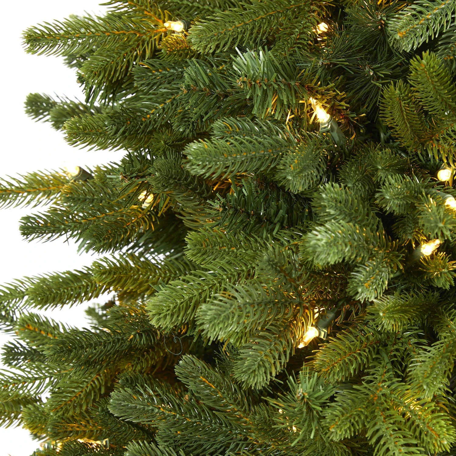 6.5’ Washington Fir Artificial Christmas Tree With 400 Clear Lights And 1110 Bendable Branches 3 6.5’ Washington Fir Artificial Christmas Tree With 400 Clear Lights And 1110 Bendable Branches - Image 3