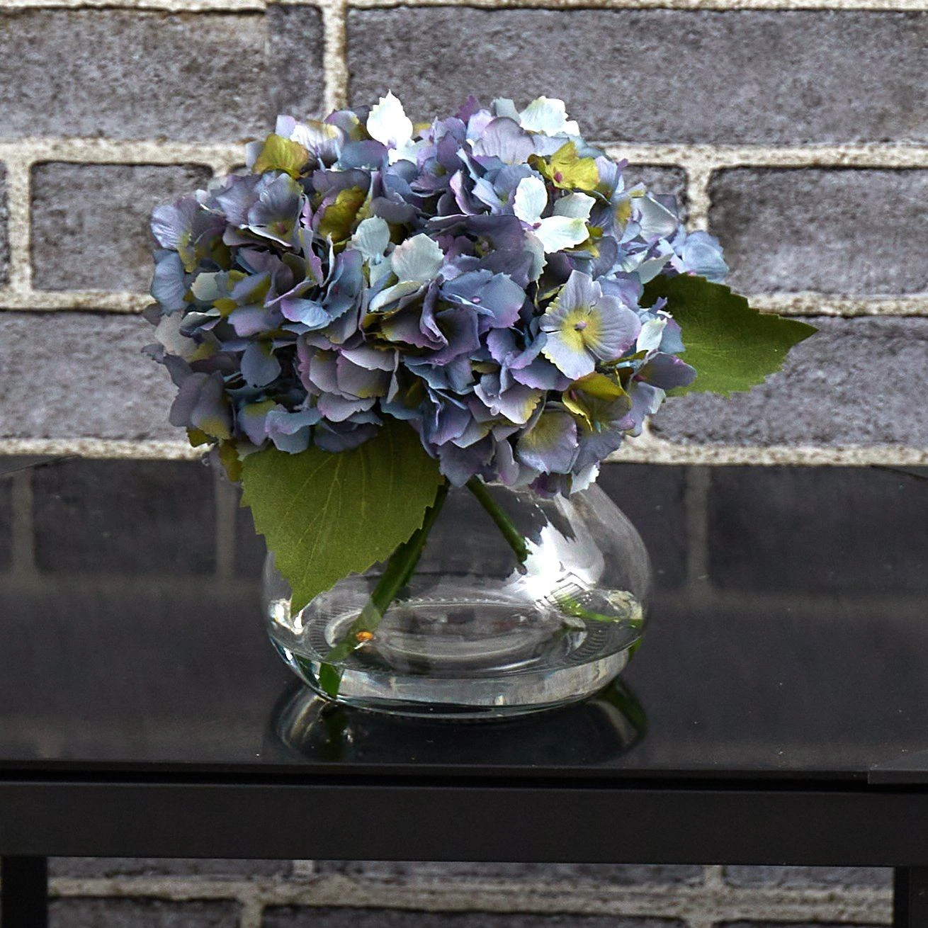 Artificial Blooming Hydrangea In Vase 7 Artificial Blooming Hydrangea In Vase - Image 7