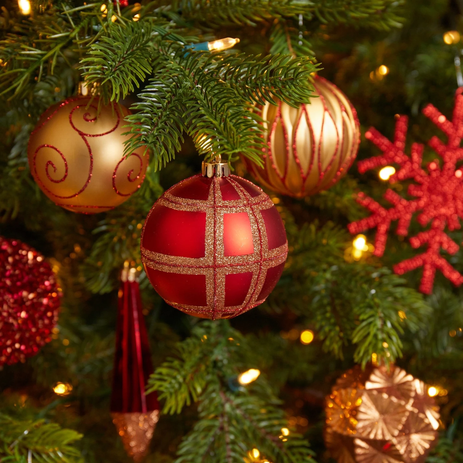 Holiday Shatterproof, 52 Count Christmas Tree Ornament Box Set, 80mm To 150mm With Reusable Tray 15 Holiday Shatterproof, 52 Count Christmas Tree Ornament Box Set, 80mm To 150mm With Reusable Tray - Image 15